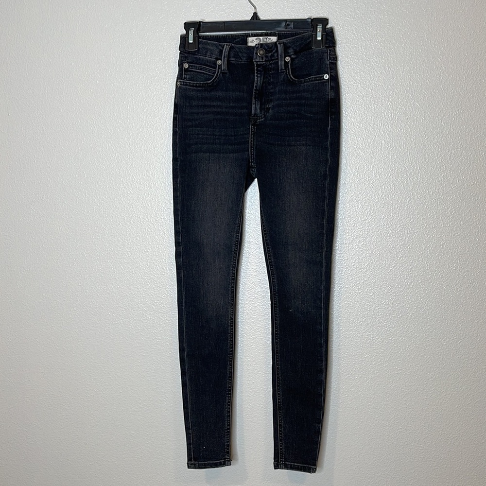Free People We The Free Twenty Five Black Skinny Jeans Size 25